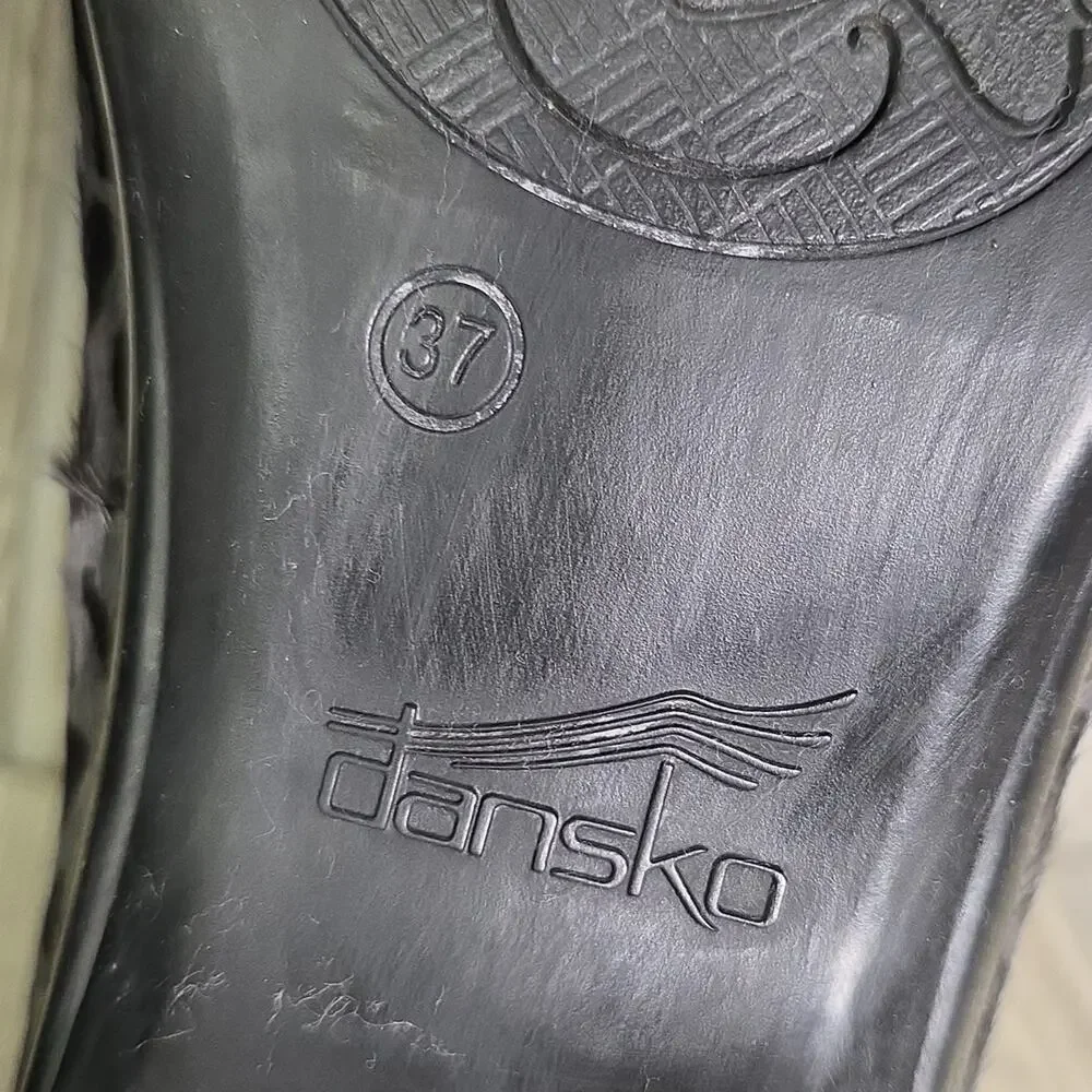 Dansko pre owned
